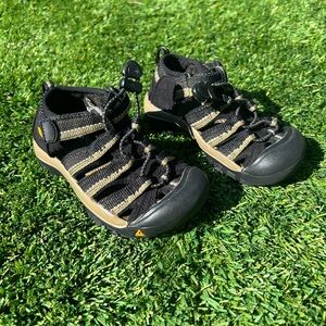 Keen Newport Fisherman Sport Sandal Shoe Kids Sz 10 UK 9 Waterproof Black Hiking